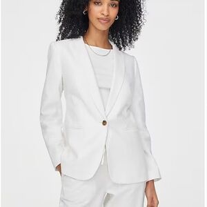 Crisp White Linen-blend Blazer